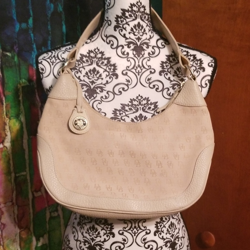 Dooney and Bourke purse